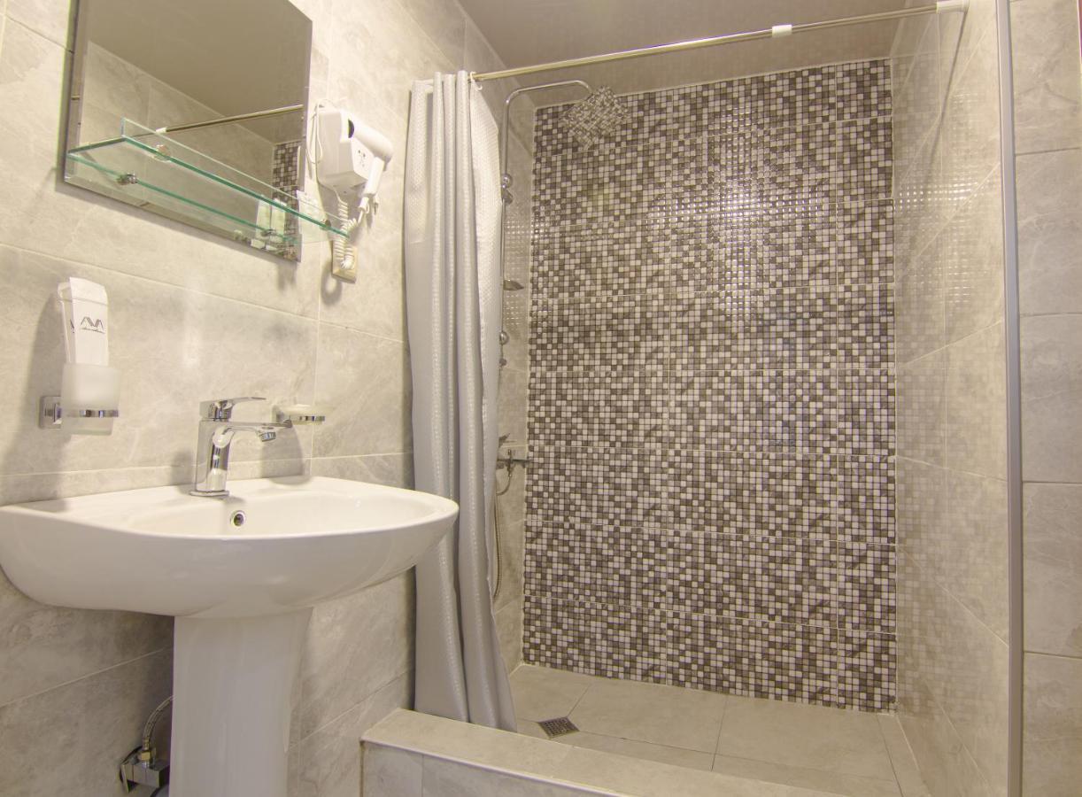 מסטיה Lileo Inn Hotel מראה חיצוני תמונה