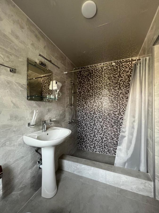 מסטיה Lileo Inn Hotel מראה חיצוני תמונה